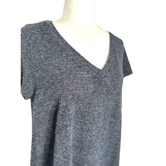 Torrid Dress Womens Size 0 Large Gray Shift V-Neck Short Sleeve Casual Knit - Picture 2 of 9